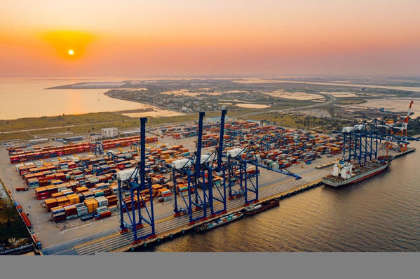 Ghi thu và lợi nhuận tăng, Cảng Hải Phòng vẫn “vỡ” kế hoạch để ra