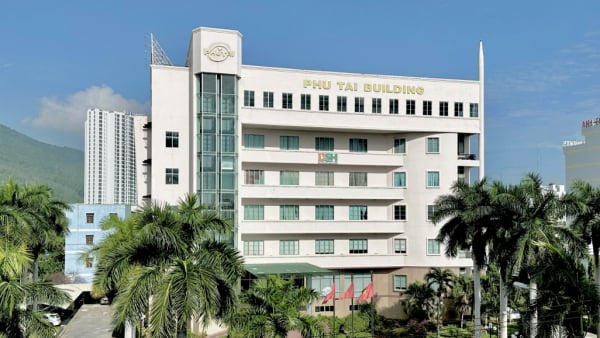 Lãnh đạo Phú Tài đăng ký mua 100.000 cổ phiếu PTB Lãnh đạo Phú Tài đăng ký mua 100.000 cổ phiếu PTB