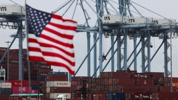 Mỹ áp thuế nhập khẩu bổ sung 10% toàn cầu, có thể nâng lên 15%