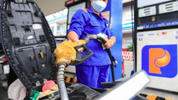 Chính phủ yêu cầu ưu tiên bán dầu thô cho nội địa, giá xăng dầu tăng 7% là điều chỉnh