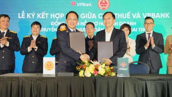 Cục Thuế và VPBank đồng hành hỗ trợ hộ kinh doanh chuyển sang kê khai