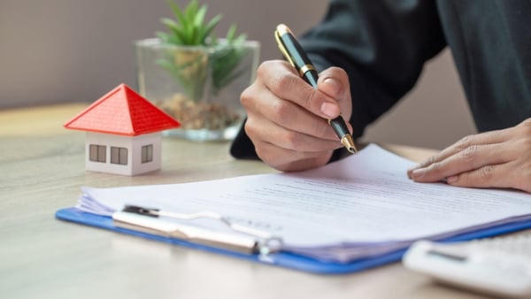 Đề xuất miễn thuế thu nhập cá nhân khi chuyển nhượng bất động sản cho người thân