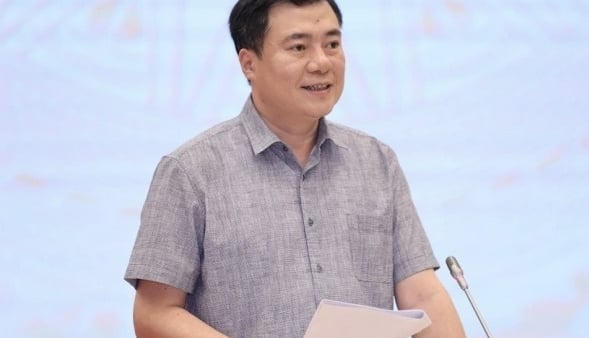 Thứ trưởng Công Thương: Nguồn cung xăng dầu đảm bảo đến hết tháng 4