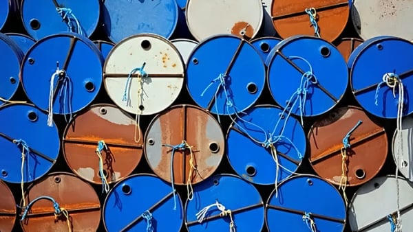 Giá dầu thế giới tăng, giảm trái chiều