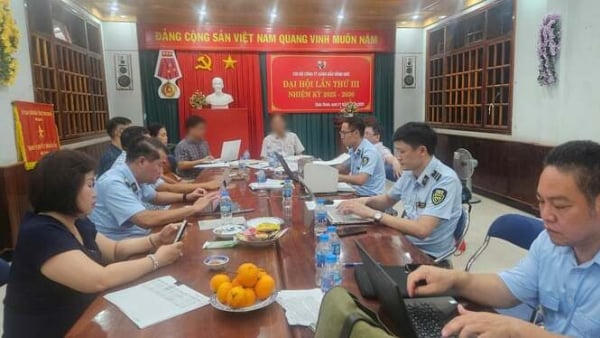 Công ty xăng dầu Hồng Đức và Hùng Hậu bị phạt do không đảm bảo mức dự trữ bắt buộc
