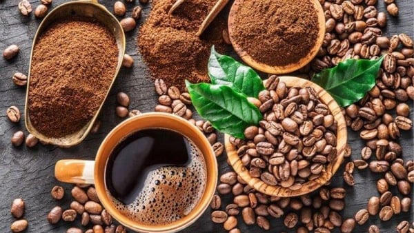 Giá cà phê giảm nhẹ, hồ tiêu neo cao