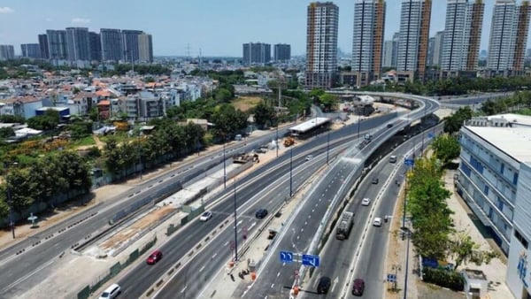 Nhiều bộ, ngành, địa phương giải ngân vốn đầu tư công ì ạch, cả nước mới đạt 18% kế hoạch