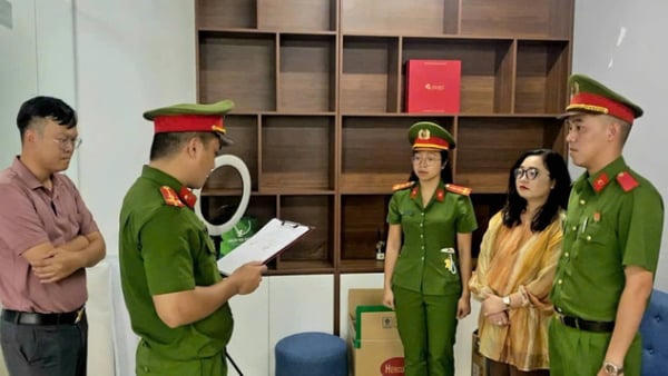 Đà Nẵng: Khởi tố nữ Giám đốc Công ty Đầu tư phát triển Navi lừa đảo huy động đầu tư bất động sản Đà Nẵng: Khởi tố nữ Giám đốc Công ty Đầu tư phát triển Navi lừa đảo huy động đầu tư bất động sản