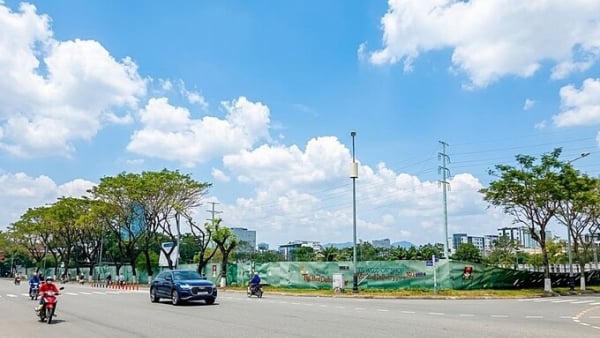 Công ty TNHH Công viên Châu Á trúng đấu giá dự án tổ hợp công trình pháo hoa Đà Nẵng Công ty TNHH Công viên Châu Á trúng đấu giá dự án tổ hợp công trình pháo hoa Đà Nẵng