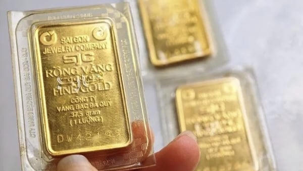 Giá vàng trong nước vọt lên mức cao nhất trong tuần