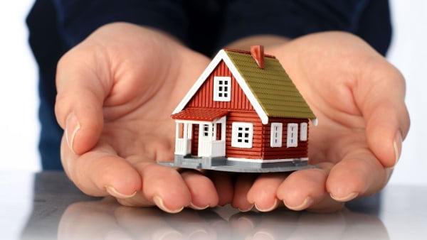Người được ủy quyền cho thuê nhà và nhận tiền thuê có phải nộp thuế không?