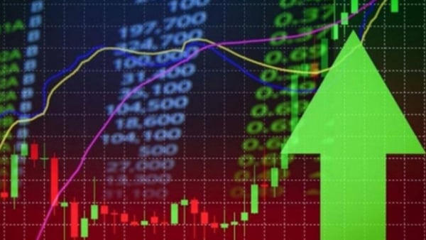 Cổ phiếu trụ đồng loạt khởi sắc, VN-Index vượt 1.850 điểm