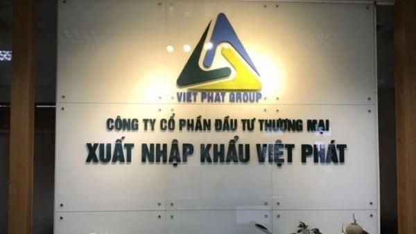 Chủ tịch Việt Phát bị tạm hoãn xuất cảnh Chủ tịch Việt Phát bị tạm hoãn xuất cảnh