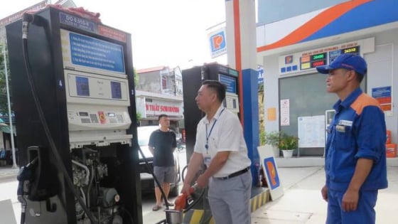 Cao Bằng tăng cường kiểm tra tiêu chuẩn, đo lường, chất lượng tại các cơ sở kinh doanh xăng dầu Cao Bằng tăng cường kiểm tra tiêu chuẩn, đo lường, chất lượng tại các cơ sở kinh doanh xăng dầu