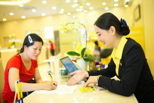Nhiều ngân hàng đồng loạt giảm lãi suất cho vay Nhiều ngân hàng đồng loạt giảm lãi suất cho vay