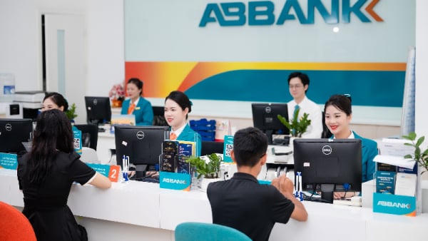 ABBank được chấp thuận tăng vốn lên gần 27.000 tỷ đồng ABBank được chấp thuận tăng vốn lên gần 27.000 tỷ đồng