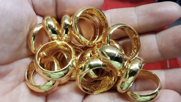 Giá vàng thế giới tăng, trong nước trái chiều Giá vàng thế giới tăng, trong nước trái chiều