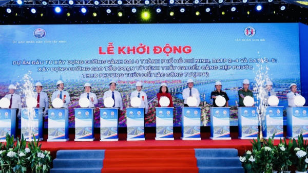 VDB cam kết tài trợ vốn cho hai dự án thành phần đường vành đai 4 Tp.HCM
