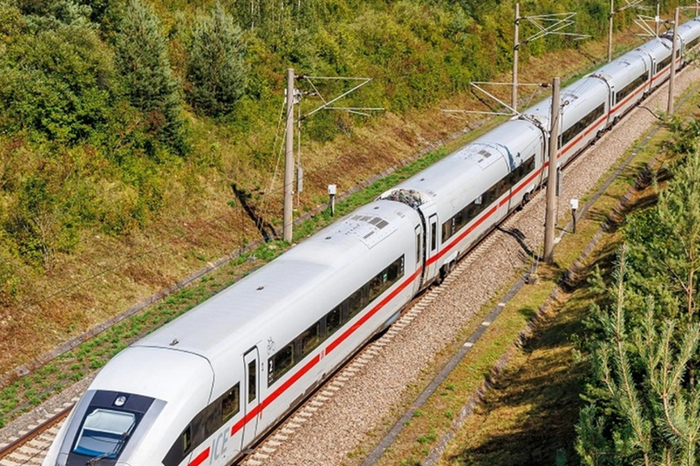 Cùng nhìn lại năm 2025: Vingroup, THACO, Hòa Phát, Sun Group và cuộc dấn thân vào những dự án hạ tầng lớn nhất từ trước đến nay