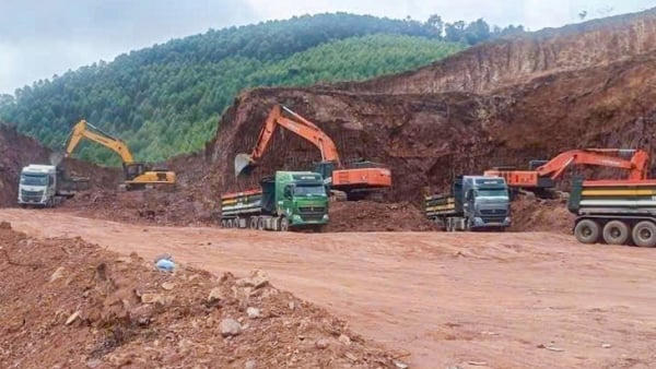 Bắc Ninh: Khởi tố vụ án khai thác chui 30.000m³ đất