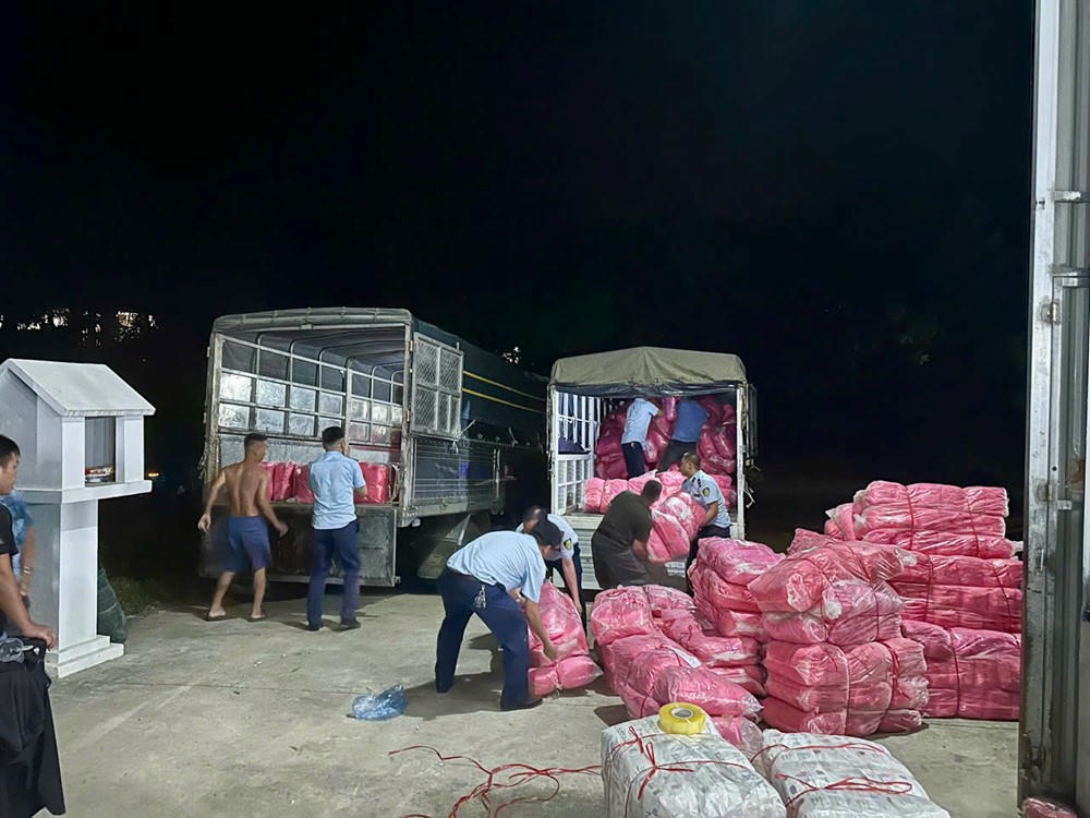 Bỉm trẻ em, băng vệ sinh Diana, Thạch Thảo bị làm giả trắng trợn