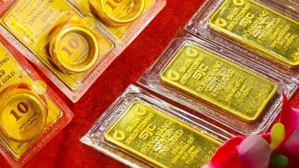 Giá vàng đồng loạt tăng sốc