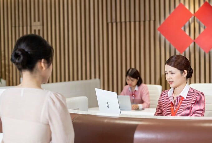 Techcombank cũng vừa công bố lợi nhuận quý 2 đạt 7.900 tỷ đồng.