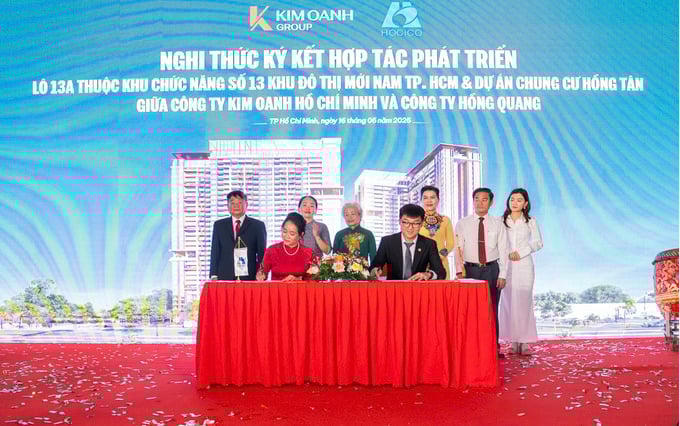 Tập đoàn Địa ốc Kim Oanh vừa ký kết hợp tác phát triển 2 dự án tại Tp. HCM do Địa ốc Hồng Quang làm chủ đầu tư