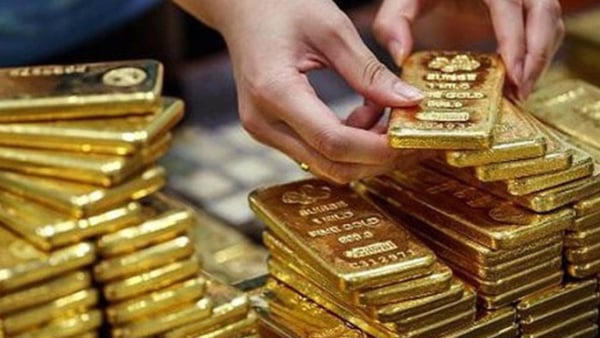 Giá vàng thế giới lập đỉnh lịch sử, trong nước tăng mạnh