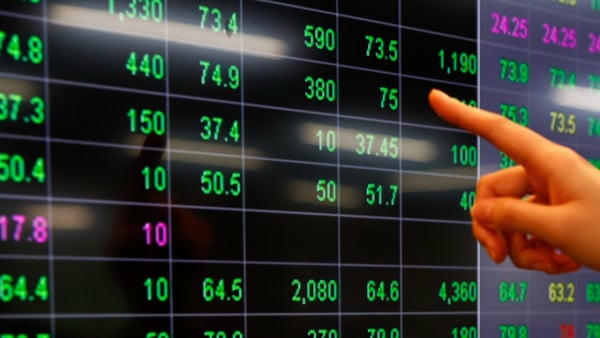 Thanh khoản tốt, VN-Index tăng hơn 8 điểm