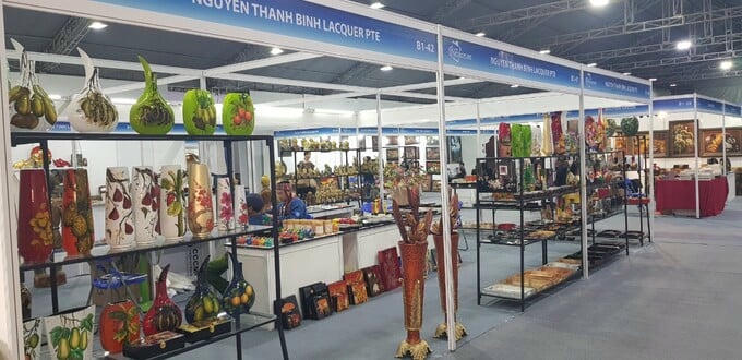 Hà Nội trao giải cuộc thi thiết kế mẫu sản phẩm thủ công mỹ nghệ
