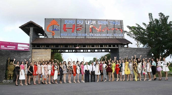   Công ty Cổ phần Du lịch Hồ Nam Bạc Liêu bị cưỡng chế thuế bằng biện pháp&nbsp;ngừng sử dụng hóa đơn, với số tiền bị cưỡng chế 11.431.112.949 đồng.  