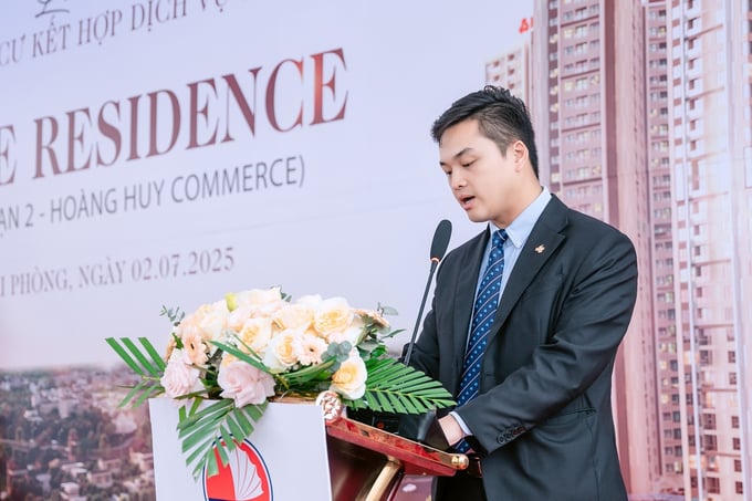 Ông Lê Viết Hiếu, Phó Chủ tịch HĐQT kiêm Phó Tổng Giám đốc Tập đoàn Xây dựng Hòa Bình tại sự kiện.