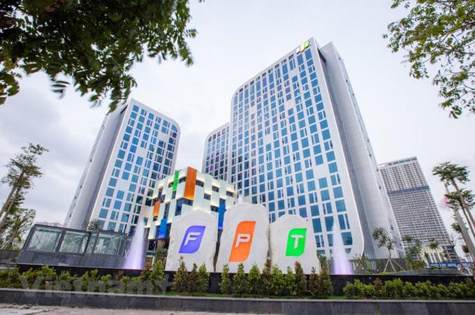 Nửa đầu năm, FPT lãi 16.625 tỷ đồng.