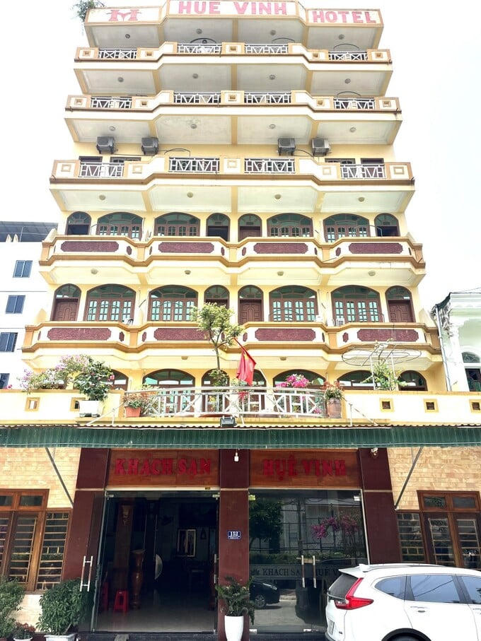 Khách sạn Huệ Vinh, TX Cửa Lò.