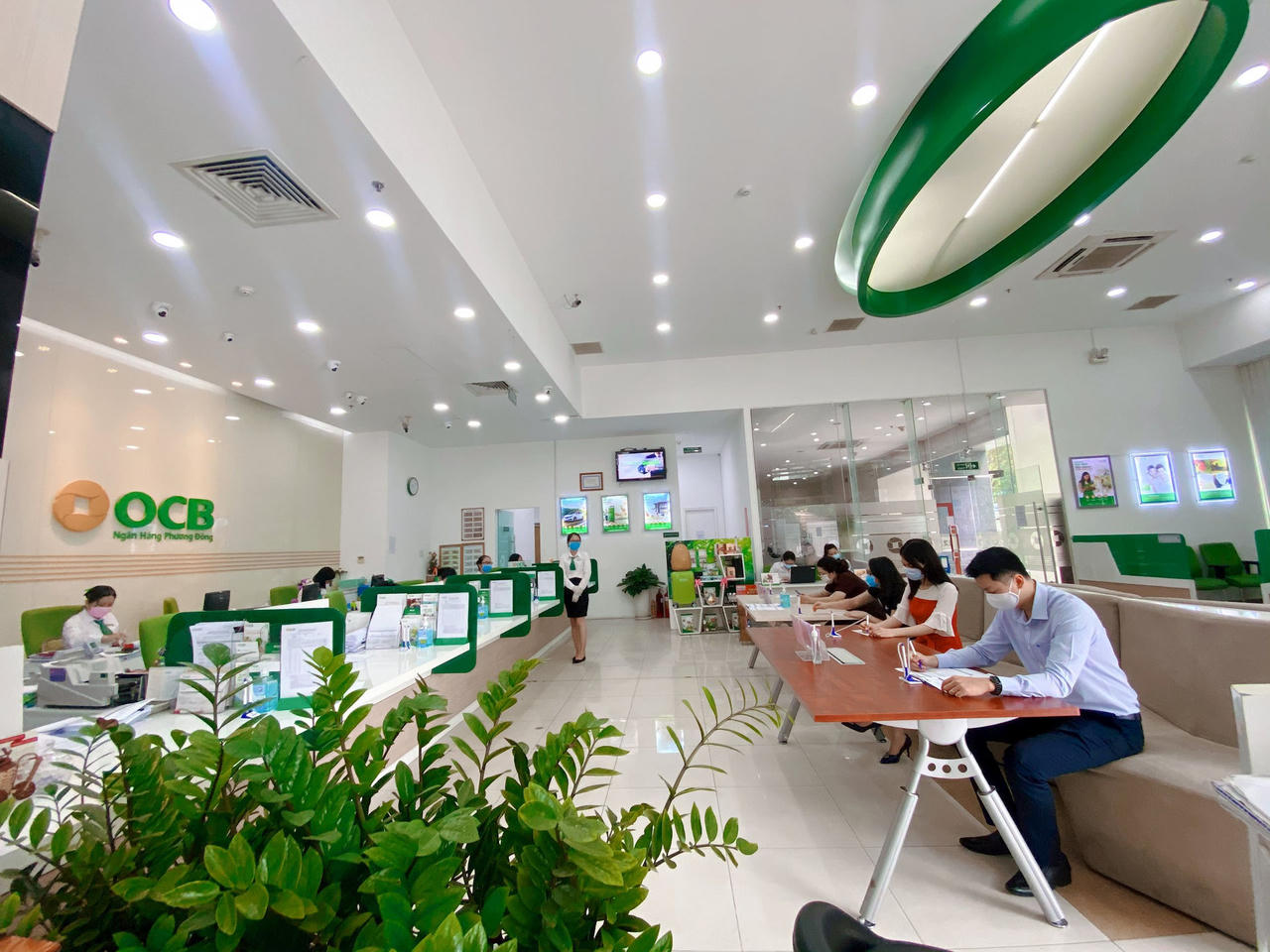 Ngân hàng OCB 'hy sinh' lợi nhuận để trích lập dự phòng rủi ro, nợ xấu vẫn tăng 59%