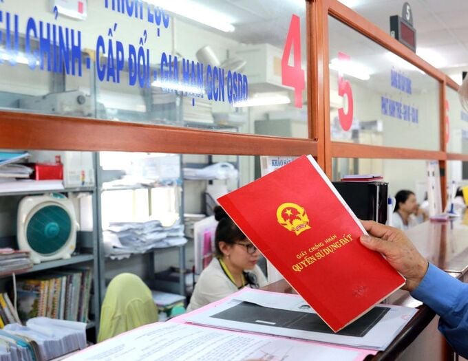 Sau khi bộ ba luật mới có hiệu lực, người dân bị mất sổ đỏ cần làm gì để được cấp lại?