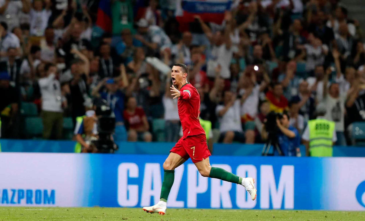 Những bức ảnh ấn tượng tại World Cup 2018 