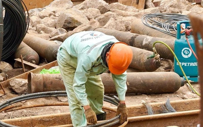 Sau 8 tháng khởi công, tiến độ dự án cầu Đuống mới ra sao?