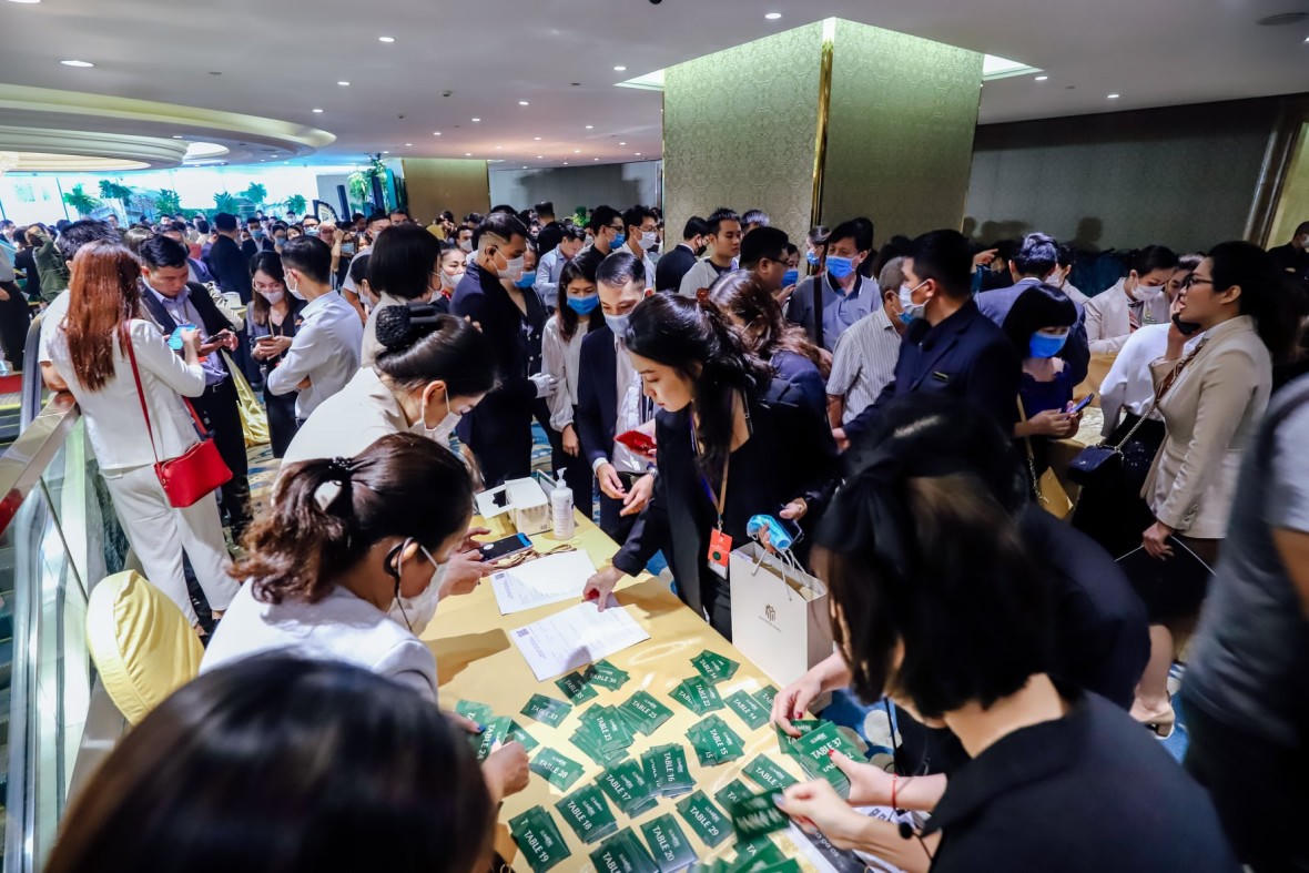 Mọi sự kiện mở bán của LUMIÈRE riverside trong năm 2020 và 2021 đều thể hiện sức hấp dẫn của dòng sản phẩm cao cấp mang thương hiệu LUMIÈRE. &nbsp;