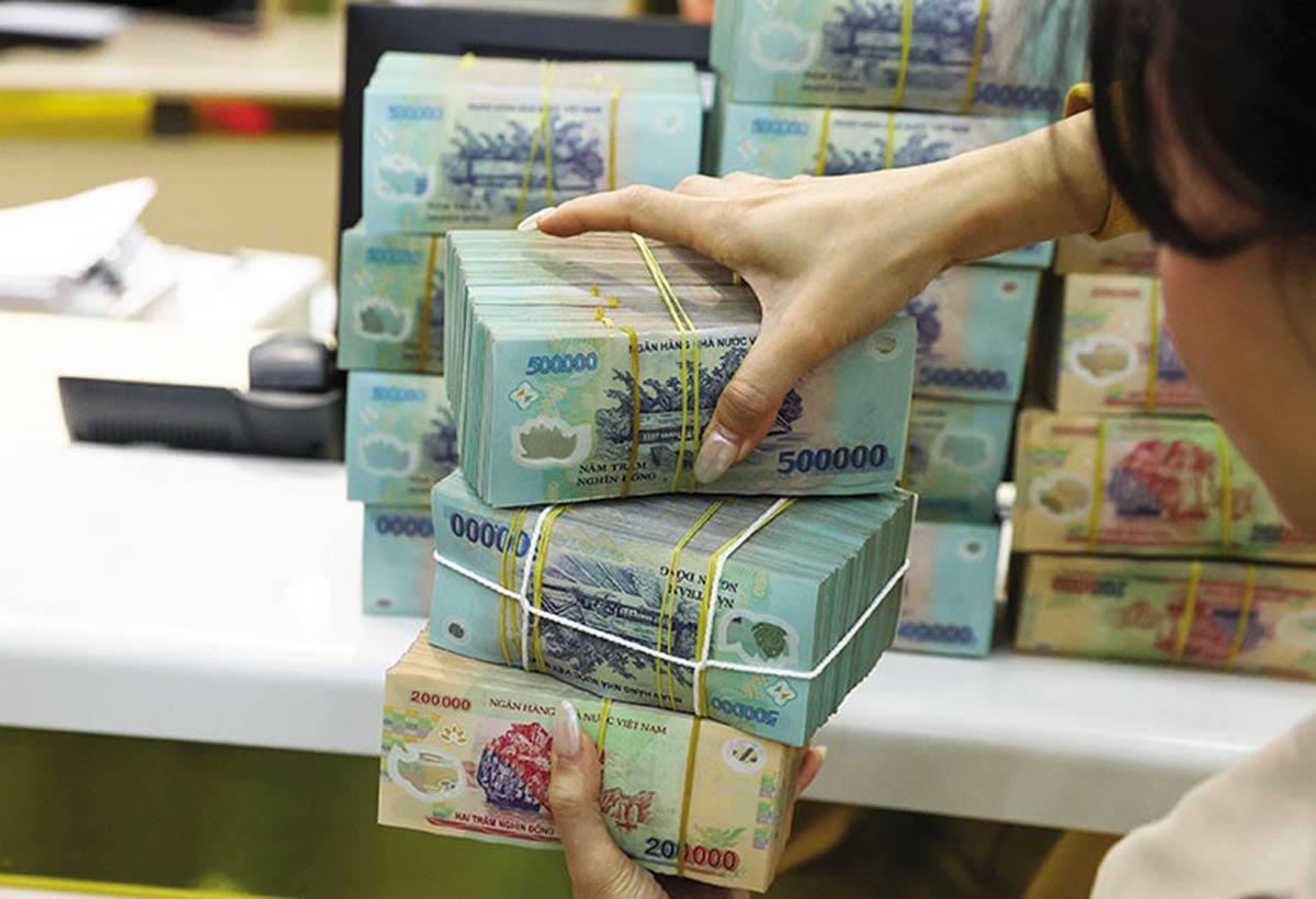 Thương chiến căng thẳng, chính sách lãi suất sẽ thế nào?