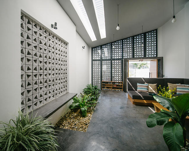 Phát thèm với căn nhà cấp 4 của vợ chồng trẻ Kon Tum giá siêu tiết kiệm