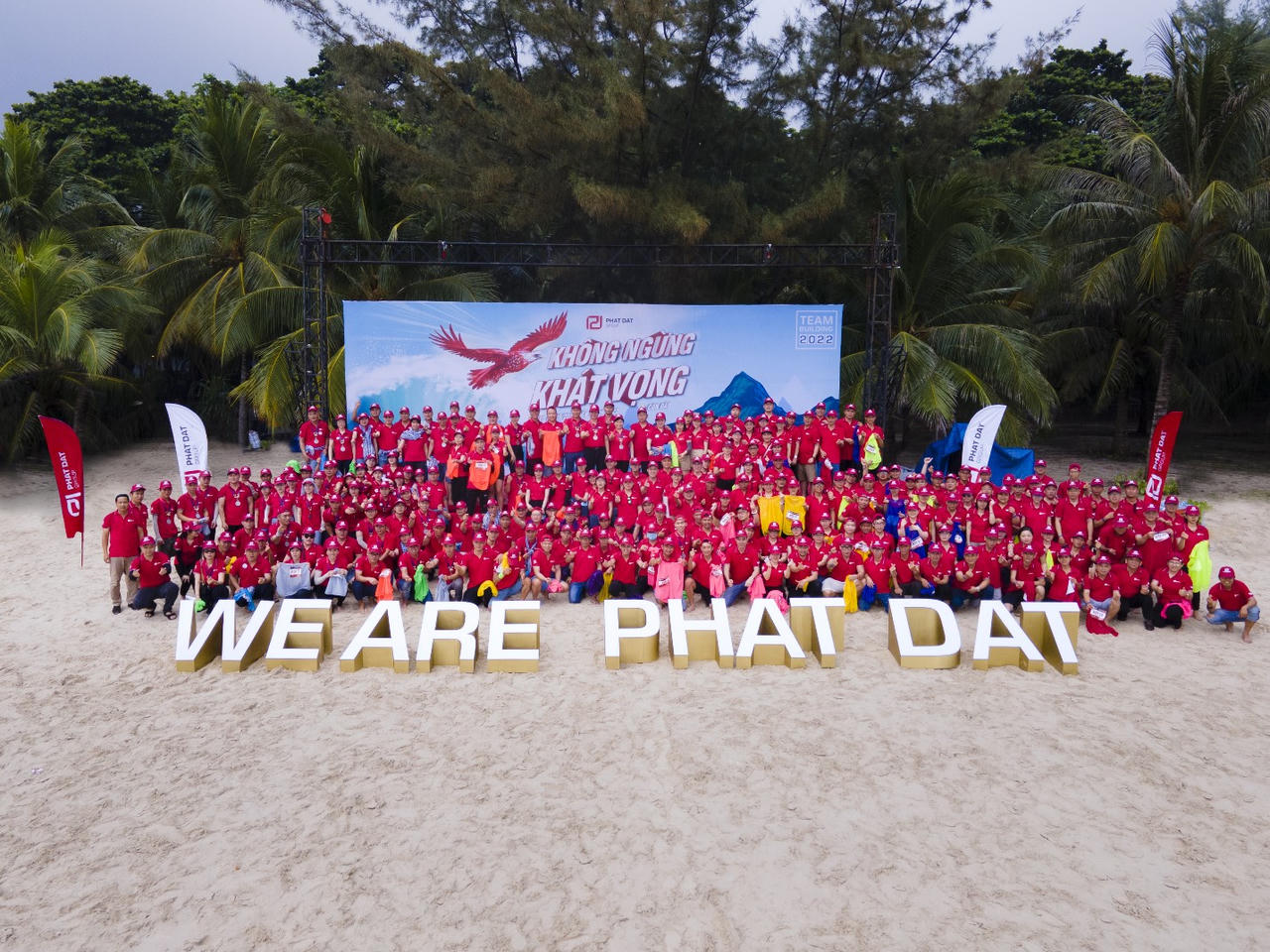 Phát Đạt kỉ niệm 18 năm thành lập với sự kiện Team Building 2022 - chủ đề “Không ngừng khát vọng”. &nbsp;