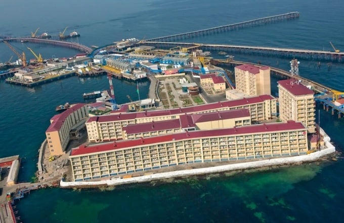 Một công trình quy mô trên Thành phố Neft Dashlari