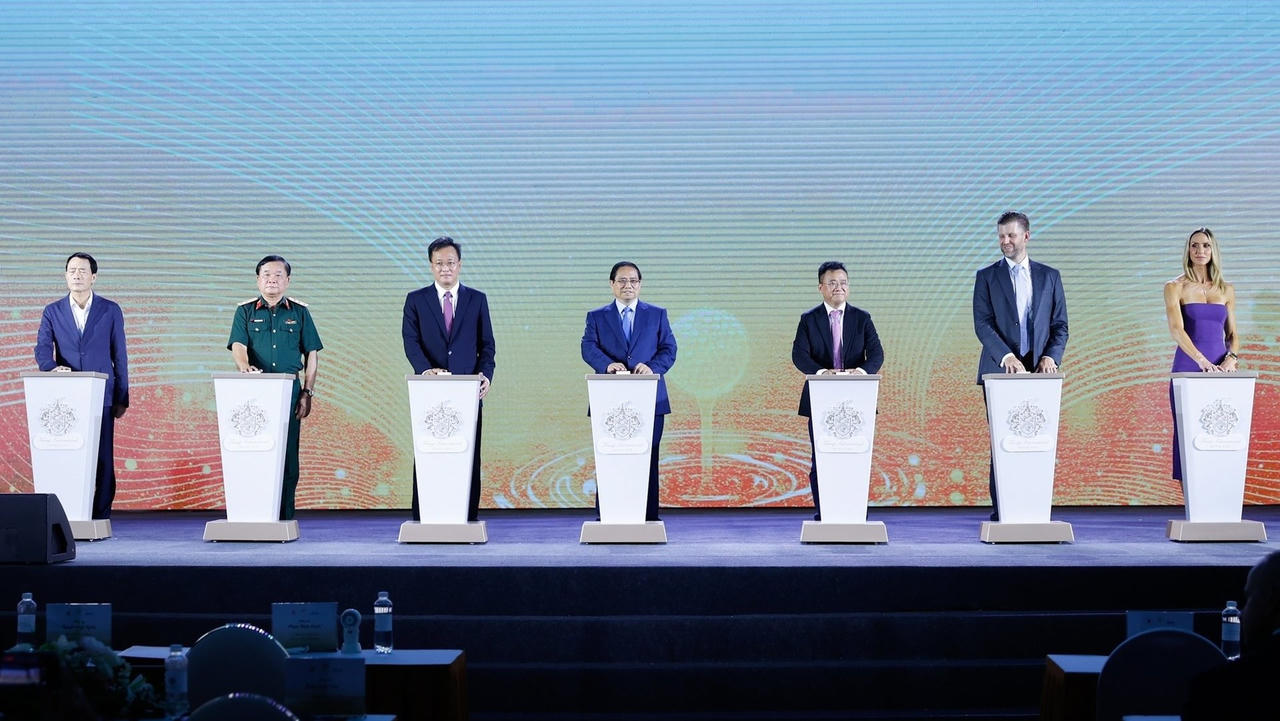 Khởi công dự án đô thị, du lịch, sân golf của Tập đoàn Trump ở Hưng Yên.