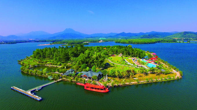 Toàn cảnh Hồ Đại Lải