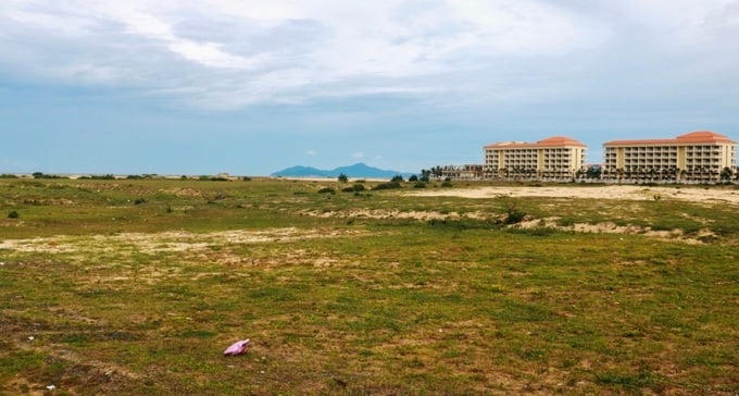 Hàng loạt dự án tại Đà Nẵng ôm "đất vàng" rồi bỏ hoang.
