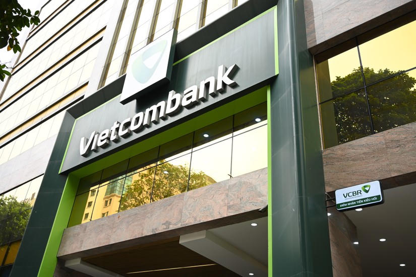 Ngân hàng Vietcombank liên tiếp phát mại bất động sản từ vài tỷ đến trăm tỷ. &nbsp;