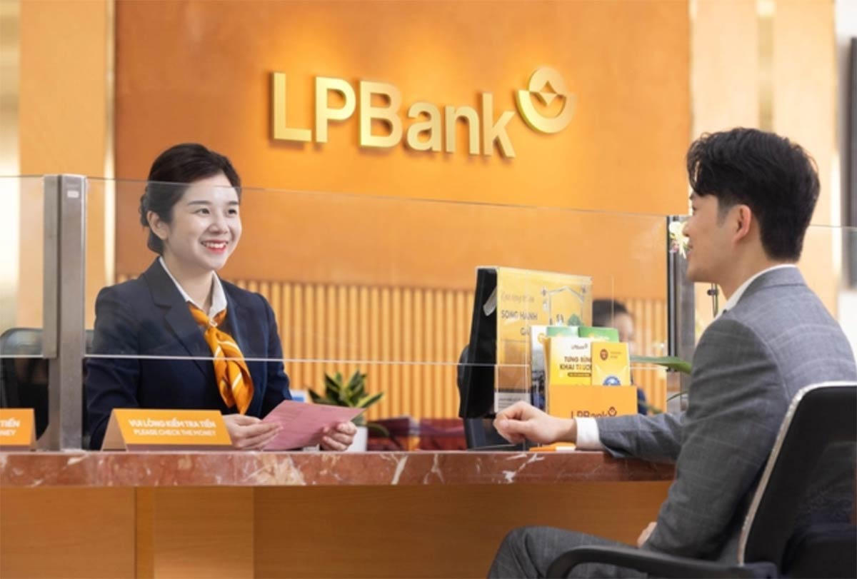 Tỷ lệ nợ xấu cũng được LPBank được kiểm soát ở mức 1,74%, đáp ứng yêu cầu của Ngân hàng Nhà nước.