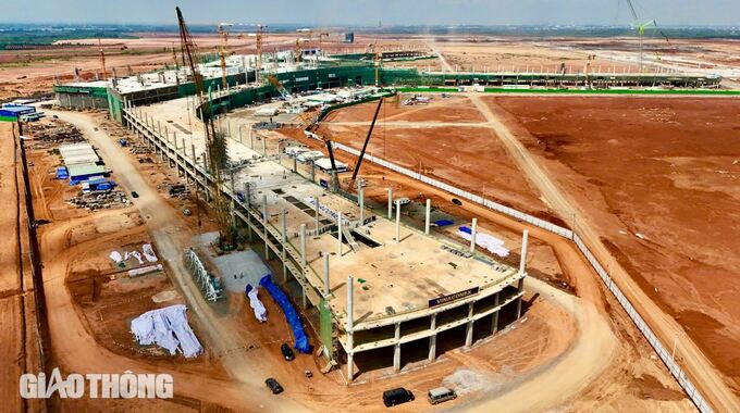 Sân bay Long Thành đang được đẩy nhanh tiến độ ở các hạng mục. Ảnh: Báo Giao thông &nbsp;